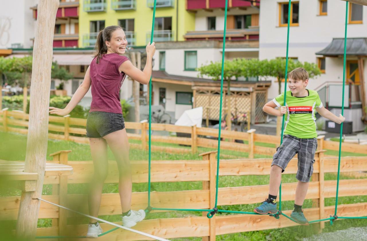 Hotel Barbarahof Saalbach, Inkl Jokercard ภายนอก รูปภาพ