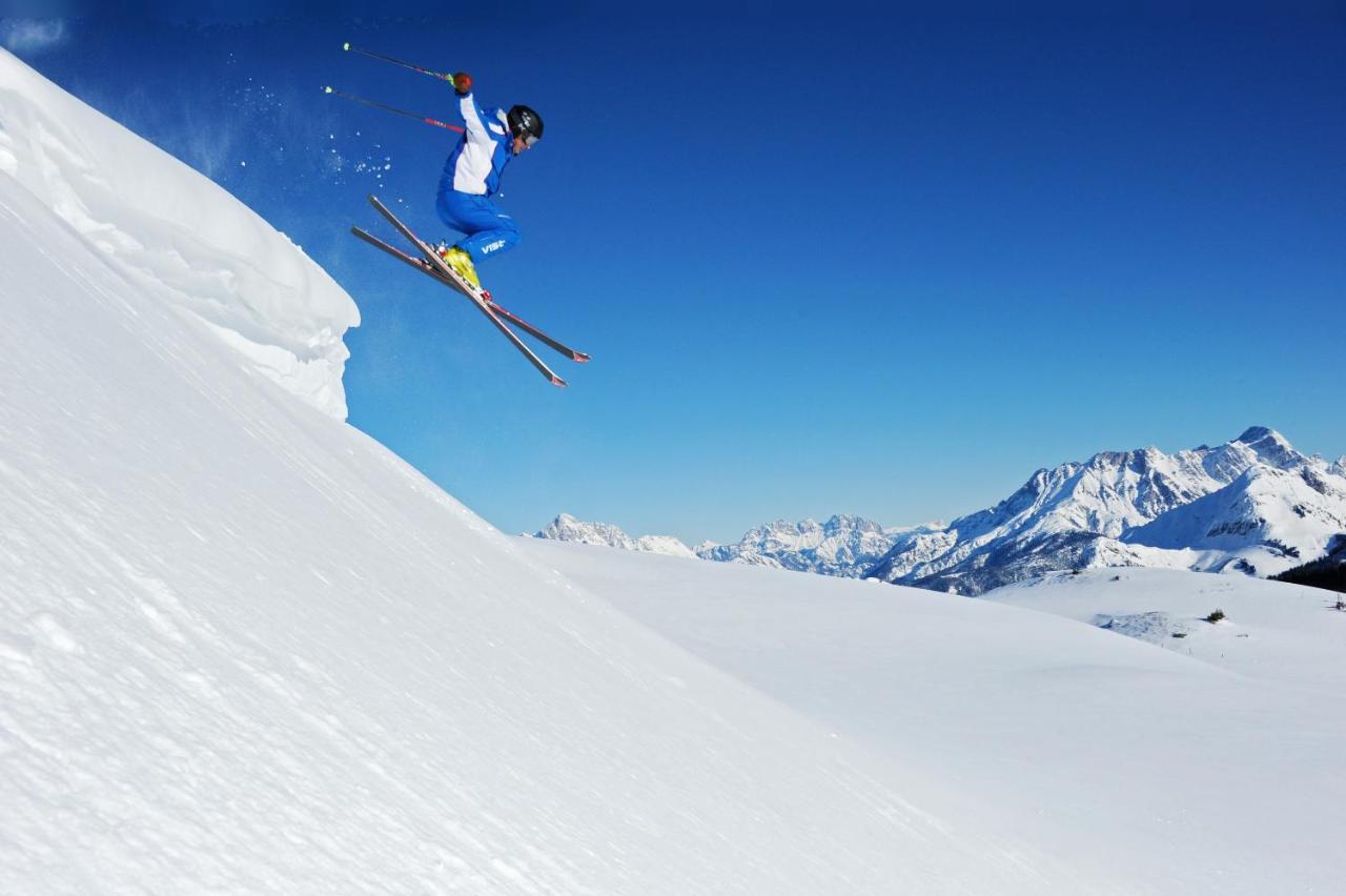 Hotel Barbarahof Saalbach, Inkl Jokercard ภายนอก รูปภาพ