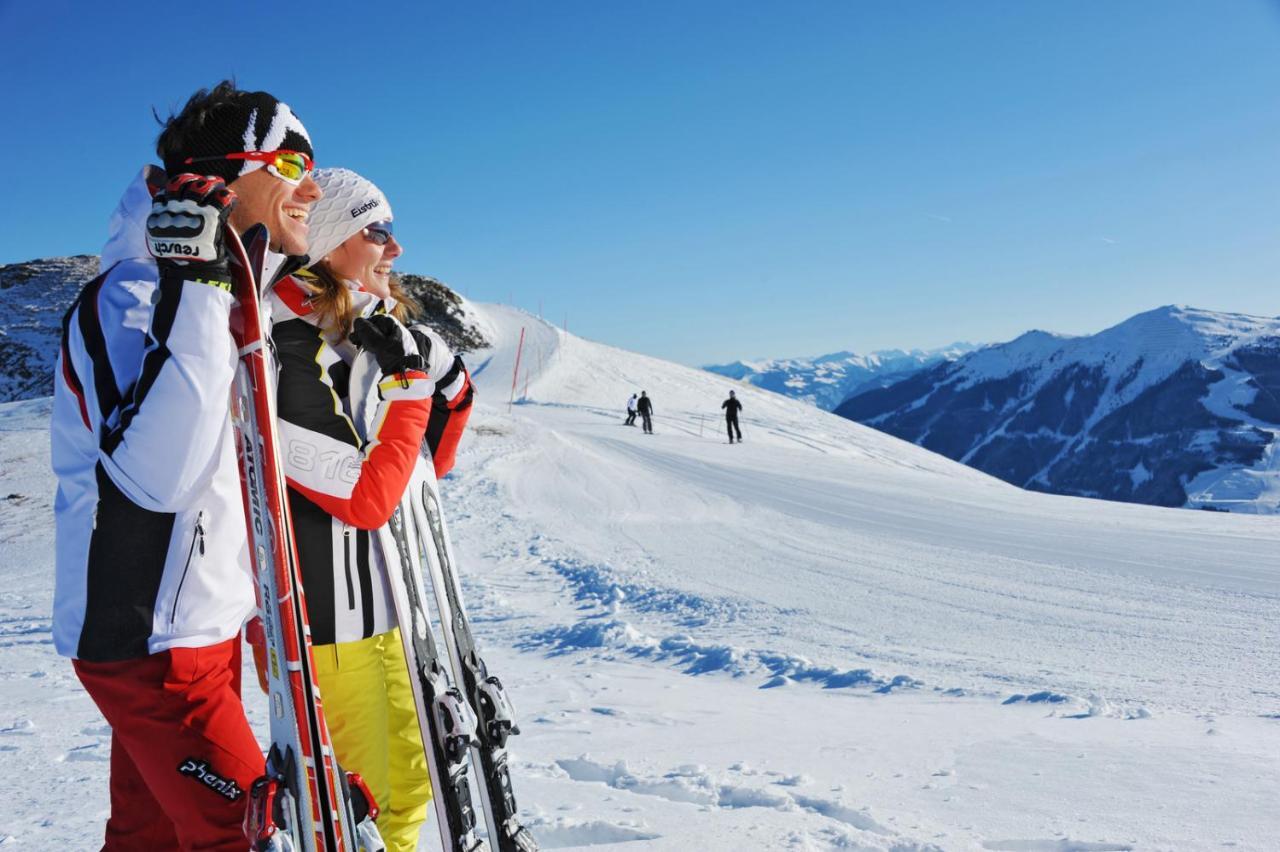 Hotel Barbarahof Saalbach, Inkl Jokercard ภายนอก รูปภาพ